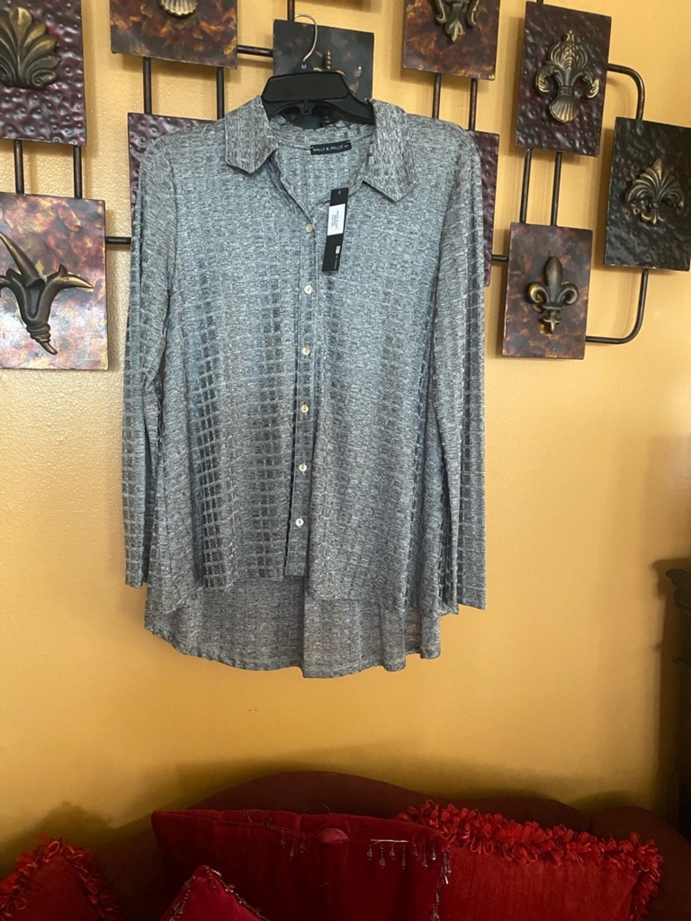 Nally & Millie Gray Textured Button-Down Shirt